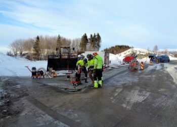 Navy Seabees Partner with Norwegian Defense Estates Agency