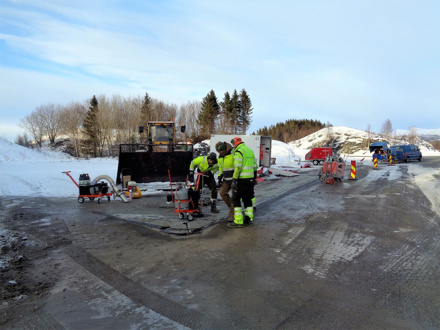 Navy Seabees Partner with Norwegian Defense Estates Agency