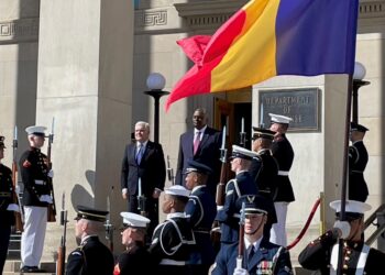 U.S.-Romanian Defense Leaders Discuss Strategic Partnership