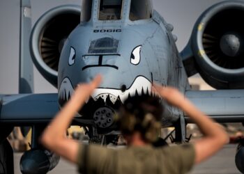 CAS aircraft arrive in Middle East