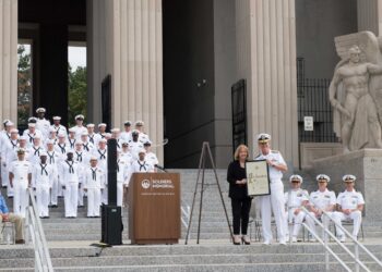 Navy Week Program sets sail for Milwaukee