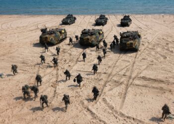 13th Marine Expeditionary Unit conducts Ssang Yong 2023