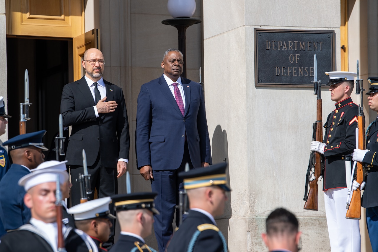 U.S., Ukraine Leaders Discuss Ongoing Needs, Continuing Support