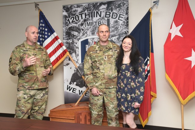 Army Reserve Soldier receives Purple Heart for injuries received in Iraq