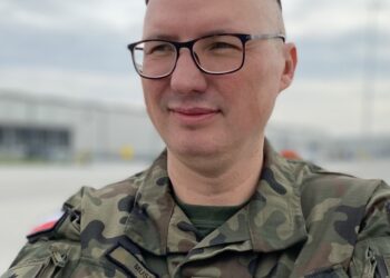 Polish Army officer responsible for primary workforce at new APS-2 site in Powidz