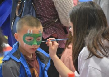 Hohenfels children, Families have inside, rainy-day fun at Kinderfest