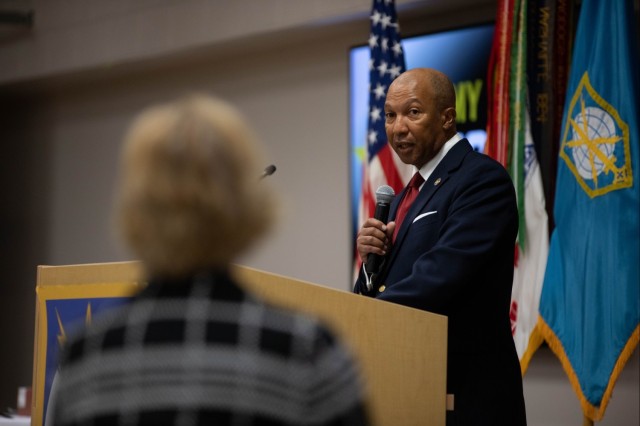 MIRC Celebrates the 115th Army Reserve Birthday