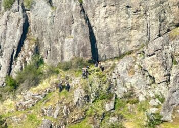 SAR Rescues Injured Climber on Mt. Erie