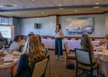 Navy League Hosts CNAL Spouse Working Group