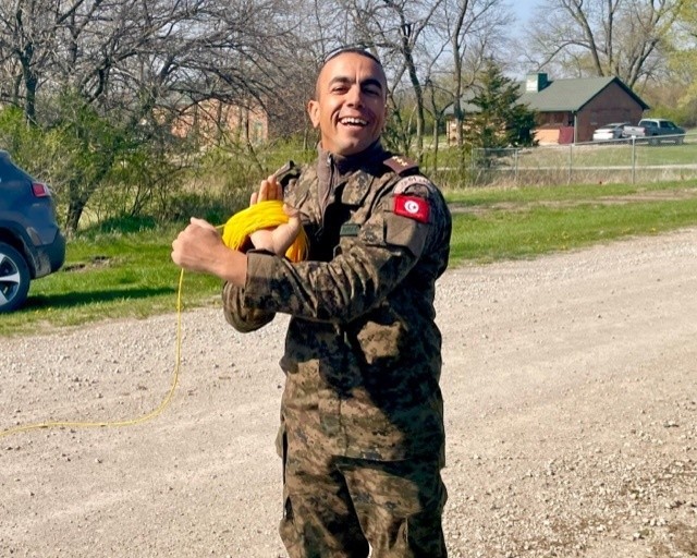 Tunisian officers showcase EOD skills at Ravens Challenge