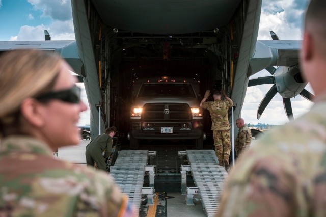 Washington National Guard's Homeland Response Force trains for air mobility
