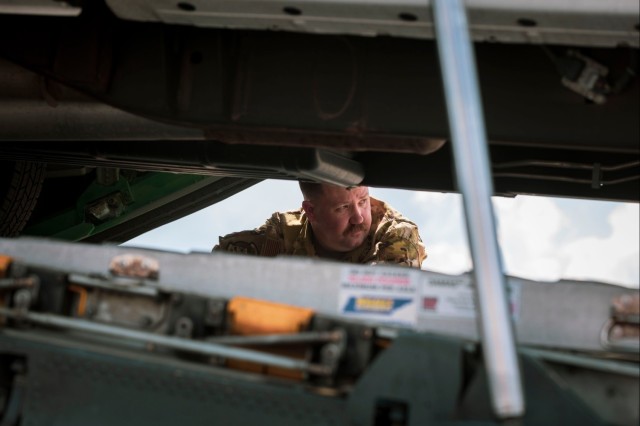 Washington National Guard's Homeland Response Force trains for air mobility