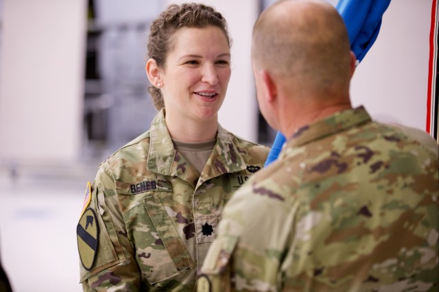 Benes assumes command of 338th Military Intelligence Battalion