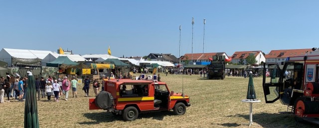 Garrison and Landeskommando Hessen leadership tour Hessentag