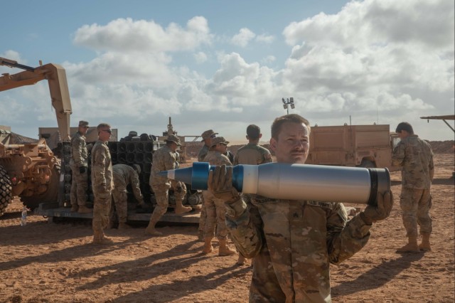 3-116 Loads Abrams Tanks with 120mm Rounds