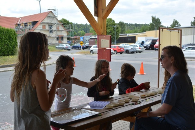 Conjuring bubbles with magic wands