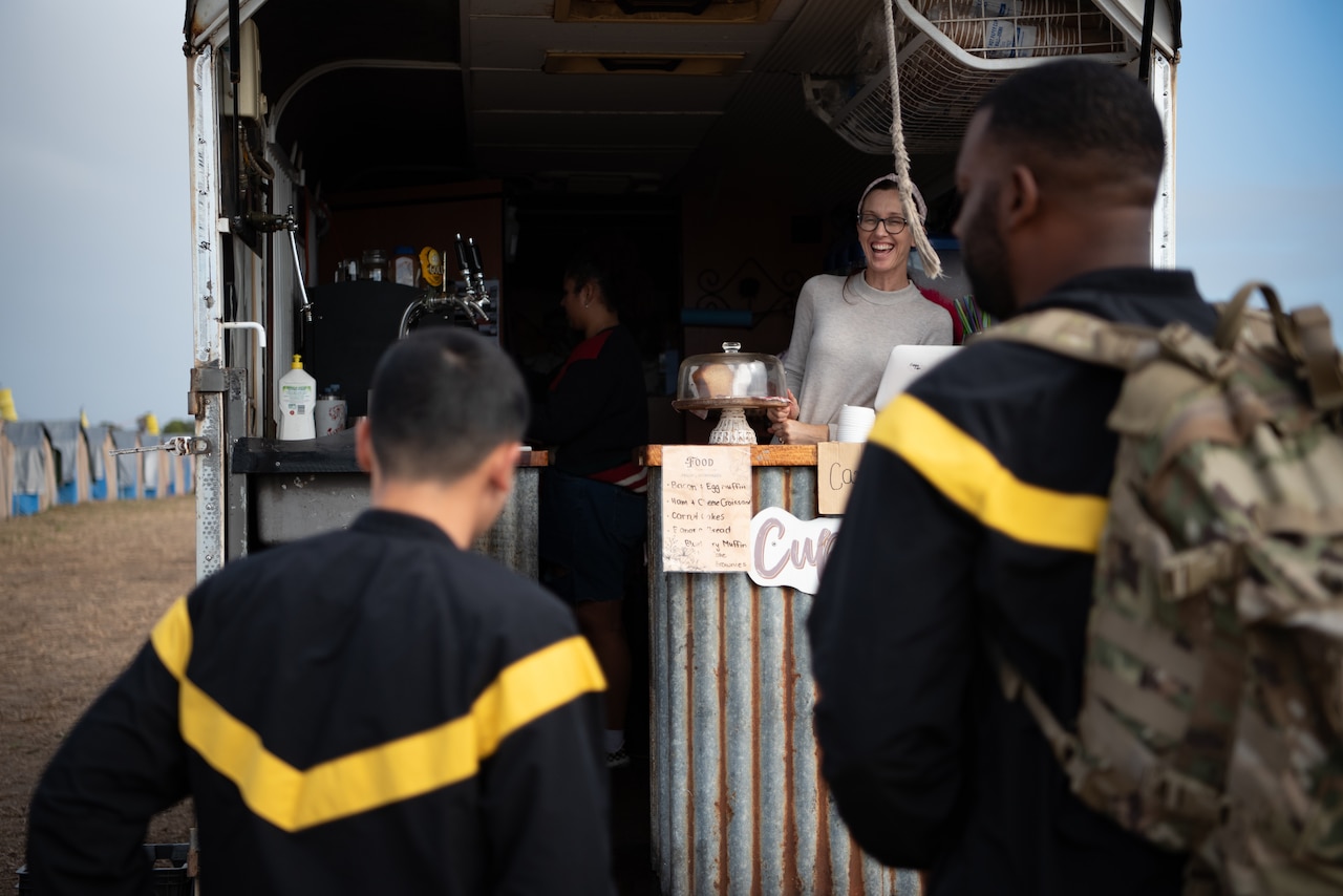 Troops, Locals Forge Friendship During Talisman Sabre