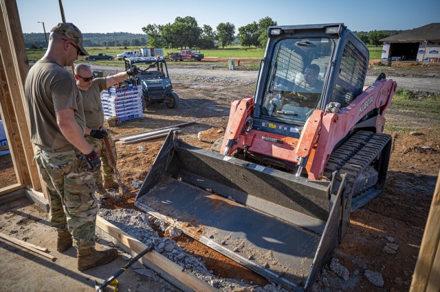 Connecticut Guard Helps Build Homes for Native Veterans