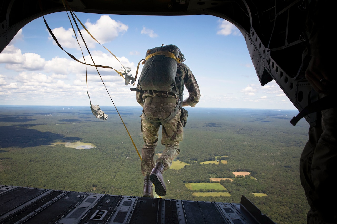 Paratroopers Seek Jump Perfection at Leapfest