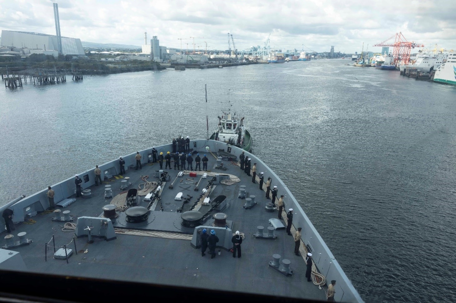 USS Mesa Verde (LPD 19) Arrives in Dublin