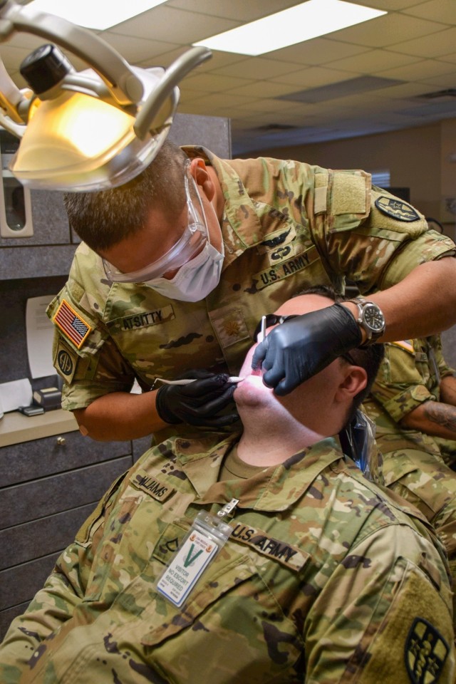 Army Reserve medics validate readiness of troops during MOBEX III