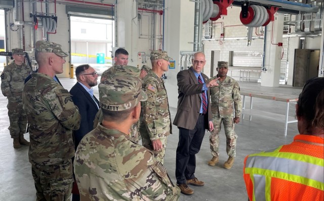 Army’s top two uniformed leaders visit new APS-2 storage and maintenance complex in Poland