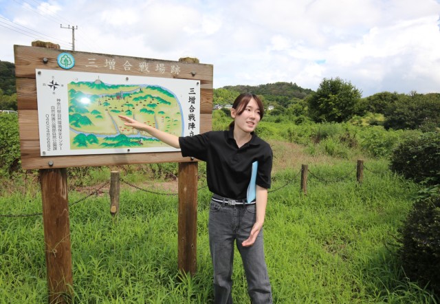Interns create self-guided tours for community members to explore nearby sites