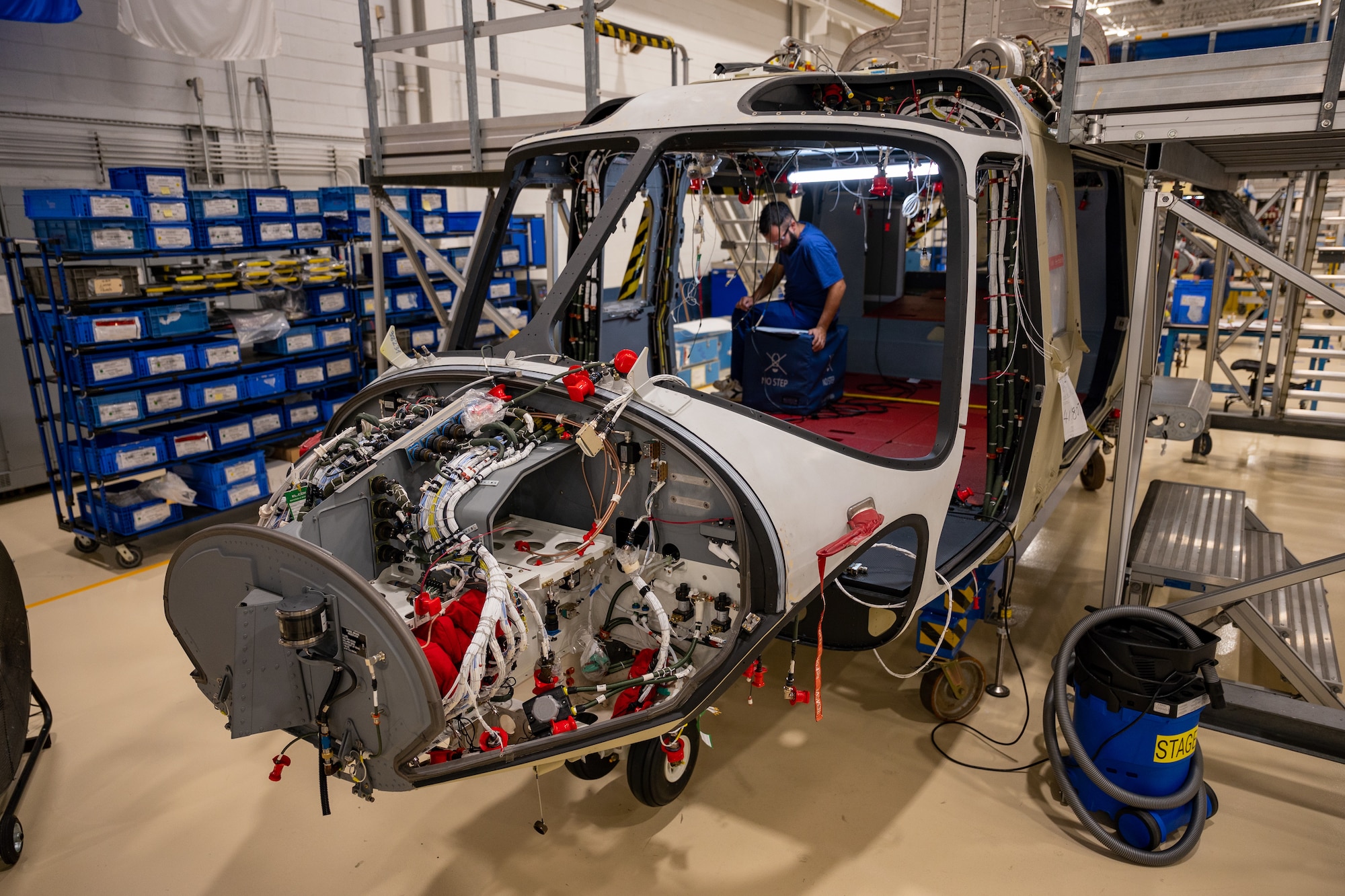 Malmstrom AFB pilots, flight engineers attend first Grey Wolf Type 1 training