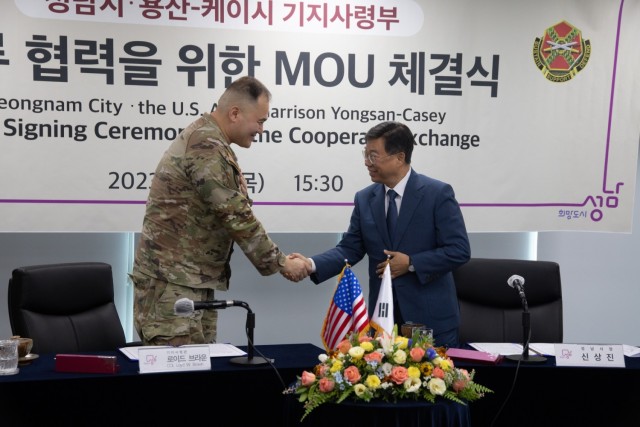 Garrison & Seongnam city signing ceremony strengthens community relationship