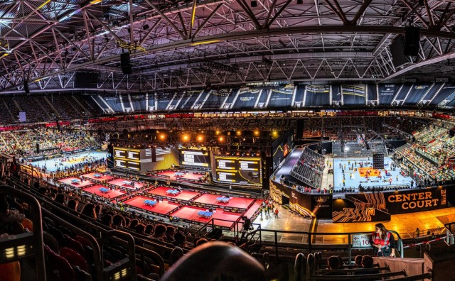 Invictus Games 2023: The inside of the Merkur Spiel-Arena with different sport competitions happening at the same time. 