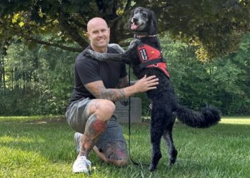 Leashes of Valor: Discover how one leash can save two lives