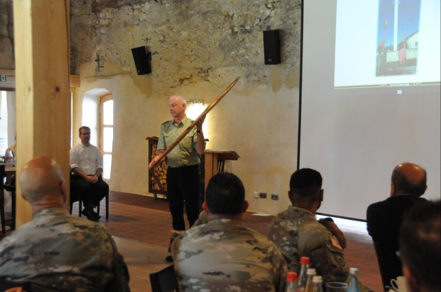 Dr. Perpeet speaks on Enslwang