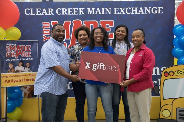 AAFES recognizes Fort Cavazos students for achievements