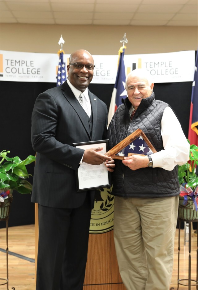 Congressman recognizes veterans for selfless service in Central Texas