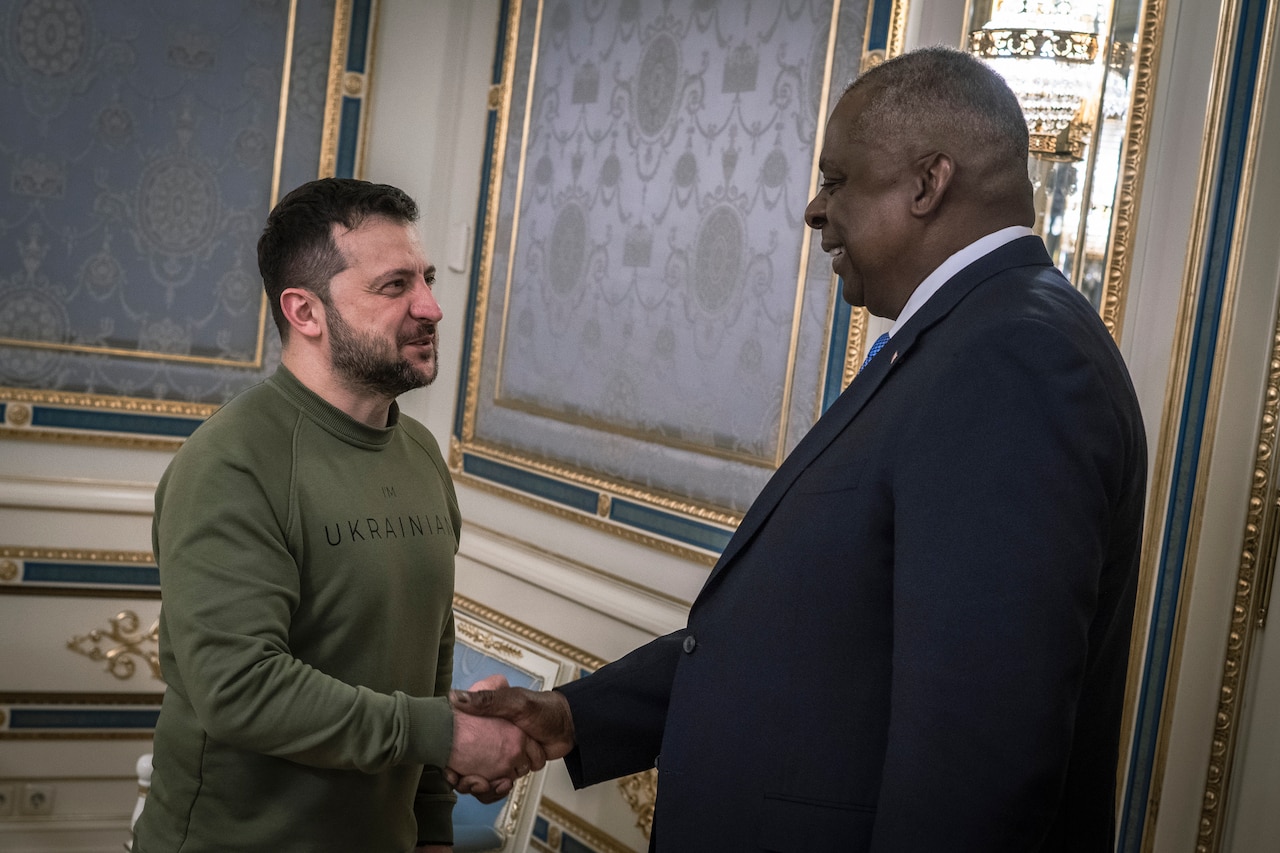 Austin Reaffirms U.S. Support During Ukraine Visit