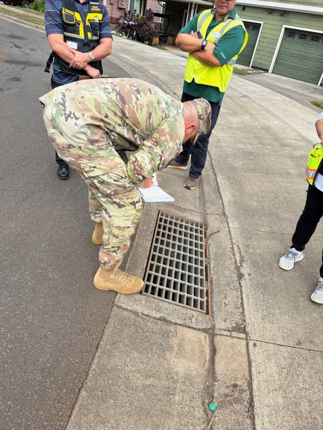 US Army Garrison Hawai'i hosted its inaugural "walking town hall" at Schofield Barracks to address the concerns of soldiers and their families regarding on-base living conditions. The event featured a walk through residential areas led by Garrison leadership, including Col. Steven McGunegle, Command Sgt. Maj. Wise, Iris Kiplinger of IPC, and Dave Reynolds, chief of housing. 