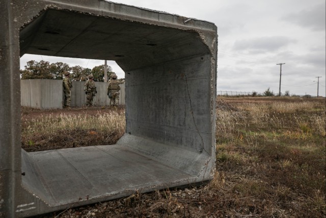 Brains of the Operation: Soldiers of the Big Red One Conduct Part 2 of Danger Ready