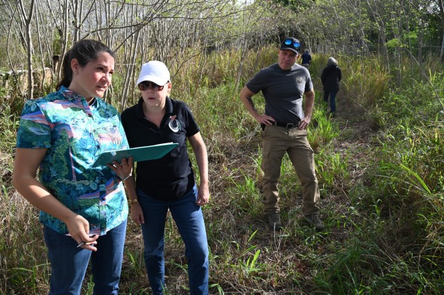 U.S. Army Garrison Hawai’i Deputy to the Commander Ms. Brandi G. Skasik hosted an initial survey at Fort Shafter, joined by key civilian personnel. The team, which convened on Friday, November 17, walked through areas with dense vegetation to discuss fire mitigation strategies. 