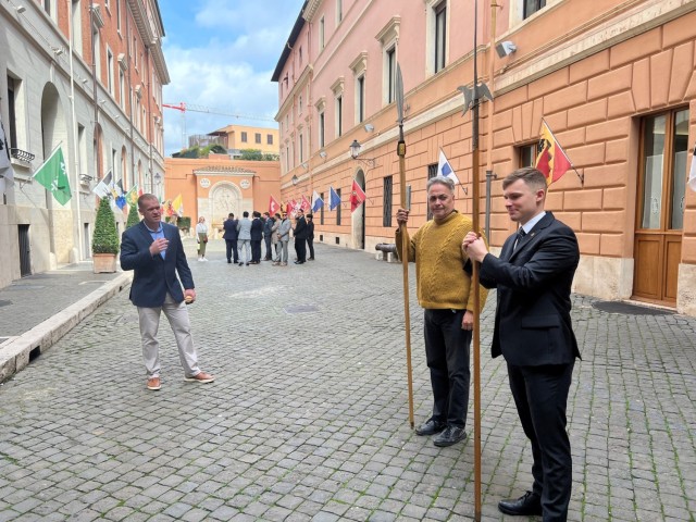 Soldiers’ friendly soccer rivalry with Vatican Swiss Guard continues