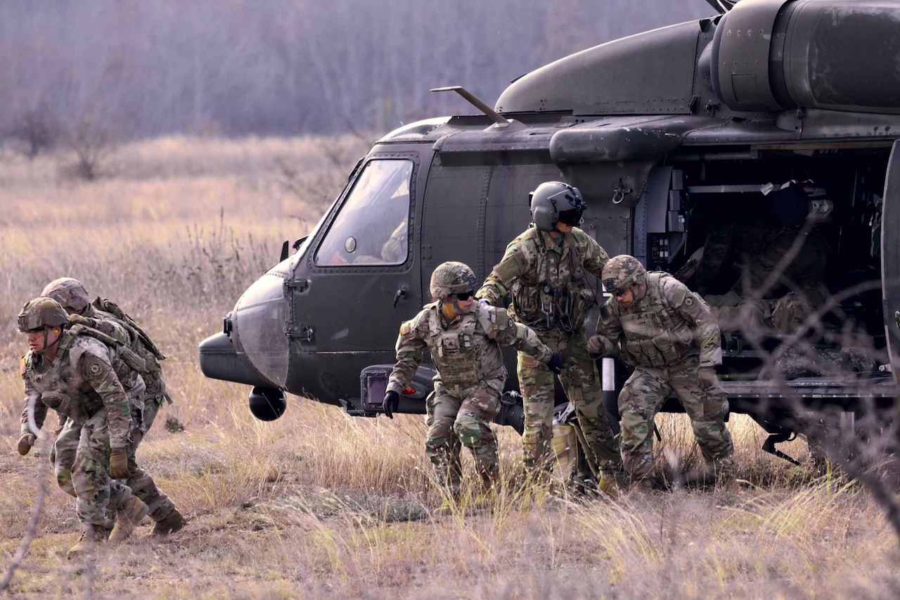 Soldiers Snap Into Action During Brave Partner