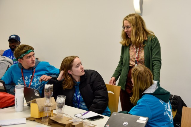 Army Engineers support STEMposium with DoDEA students from across Europe