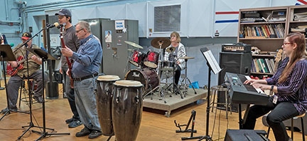 VA music therapy: Healing and connecting