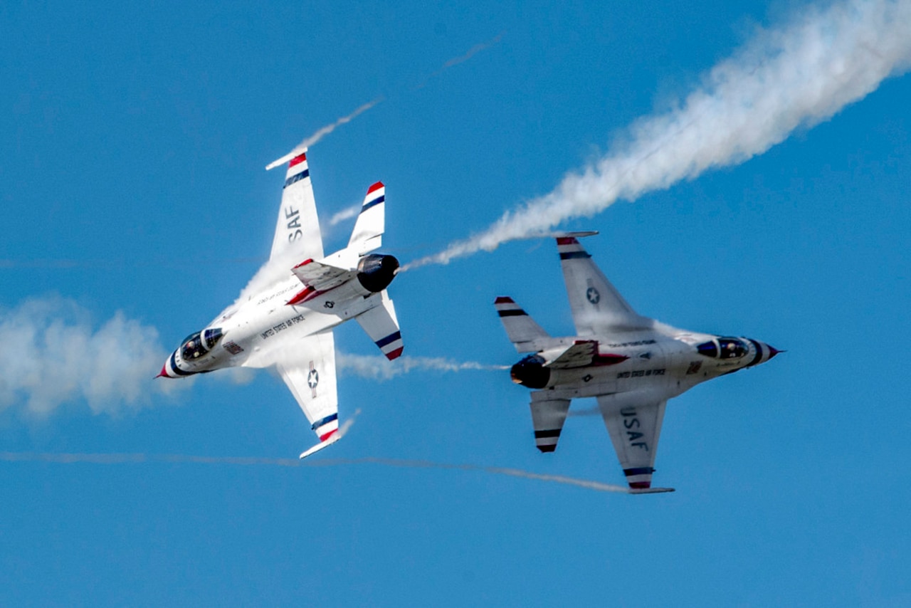 Guide to Air Shows and Demonstrations
