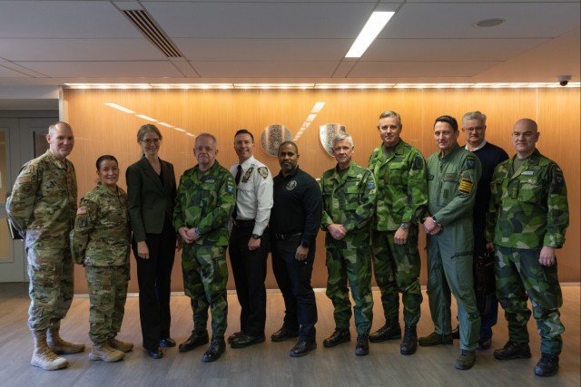 New York National Guard Hosts Swedish Delegation