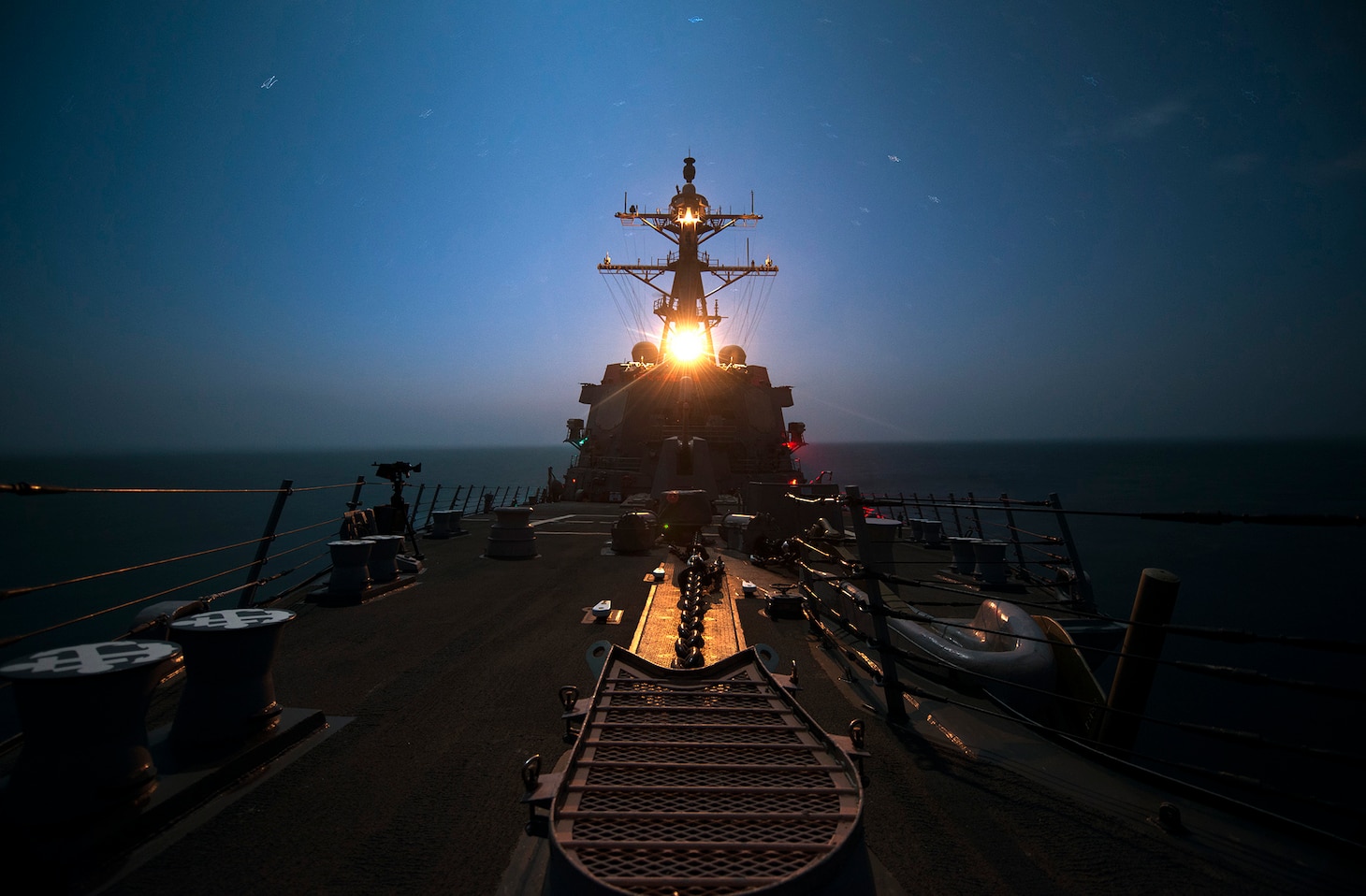 Commander, U.S. Sixth Fleet visits USS Bulkeley (DDG 84)