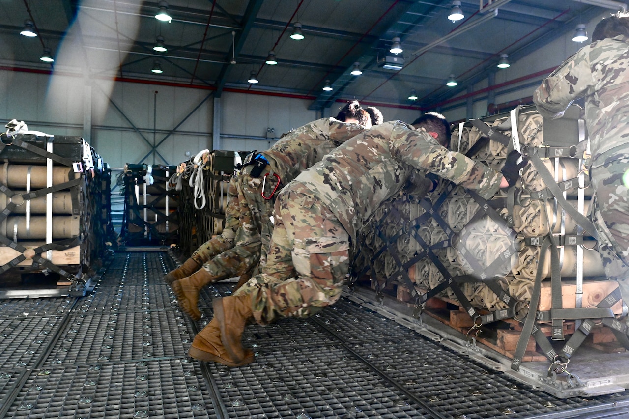 Brown: DOD ‘Moving Out’ to Get Aid to Ukraine