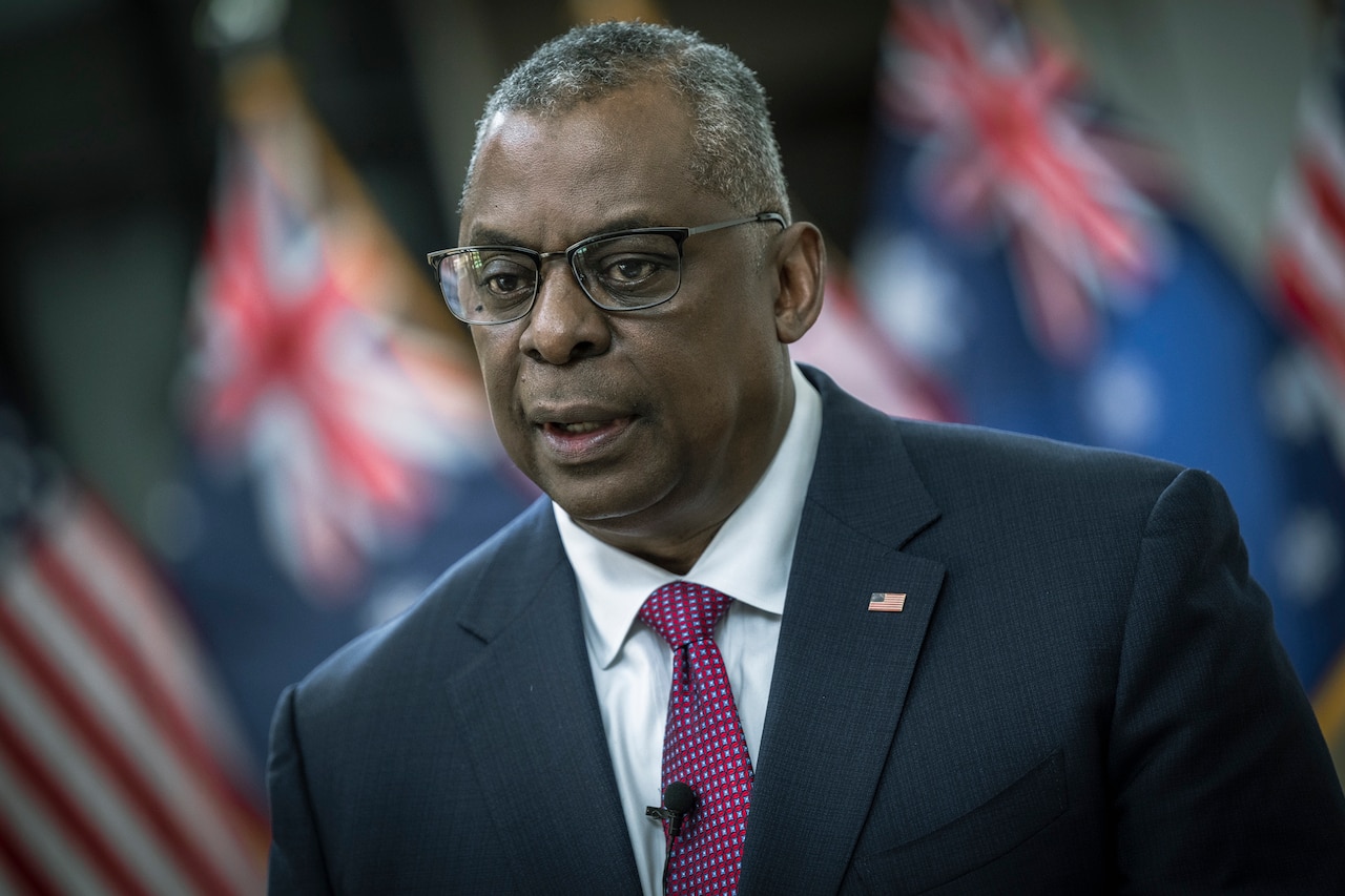 Austin to Meet With Key Regional Allies on Upcoming Hawaii Trip