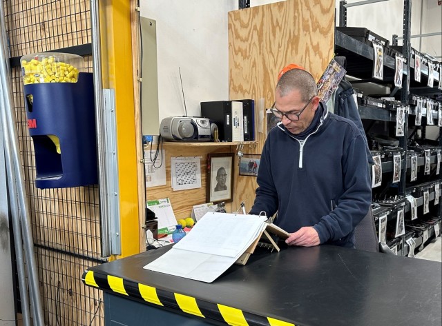APS-2 tool and parts attendant in Italy understands why teamwork is numero uno