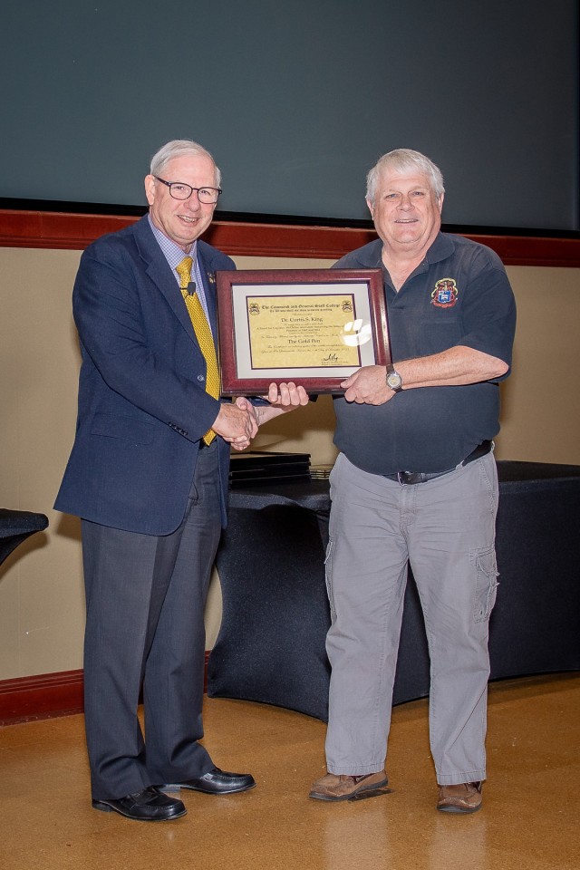 Gold Pen Award Ceremony