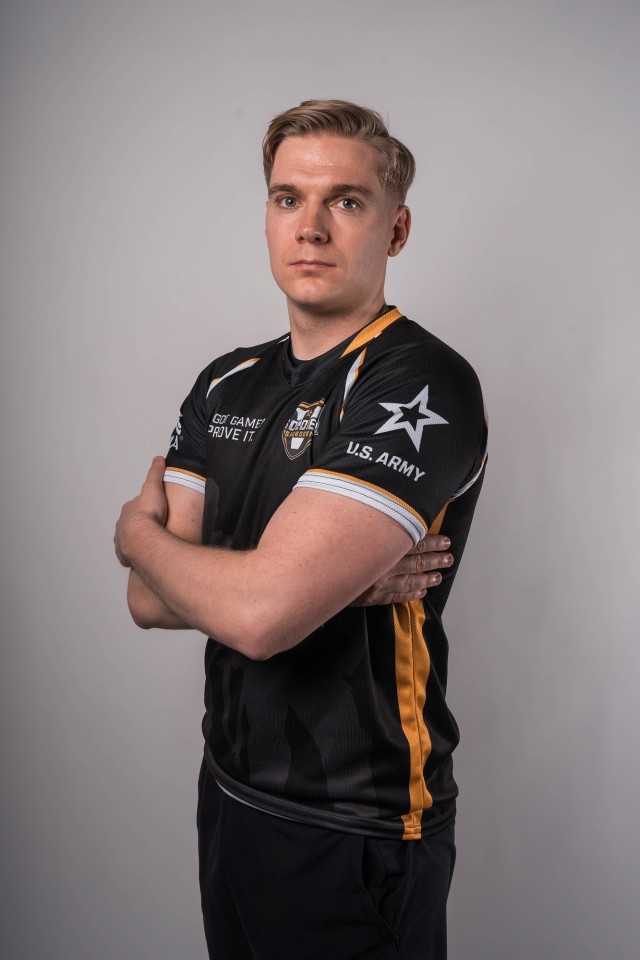 USAG Benelux Spotlight: Staff Sgt. Nicholas Cravens